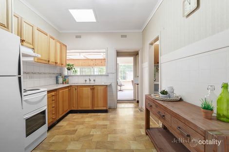 Property photo of 33 Newton Street Surrey Hills VIC 3127