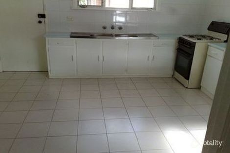 Property photo of 11 Ivanhoe Avenue St Albans VIC 3021