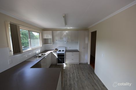 Property photo of 77 Valentia Street Mansfield QLD 4122