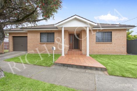 2/42 Clyde St, Croydon Park, NSW 2133