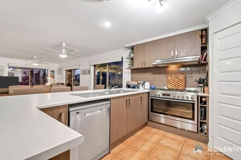 Property photo of 13 Dongala Drive Werribee VIC 3030