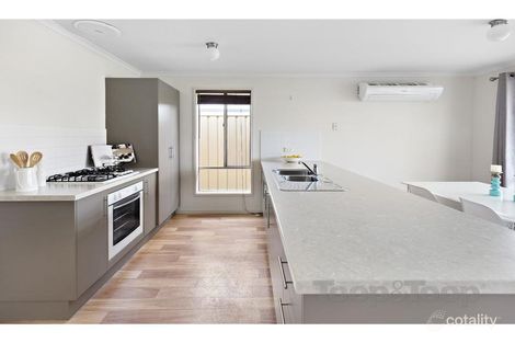 Property photo of 15 Dock Road Seaford Meadows SA 5169