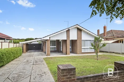 33 Burke St, Maryborough, VIC 3465