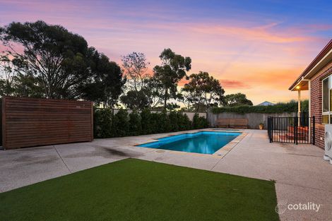 Property photo of 10 Clova Avenue Hamlyn Heights VIC 3215