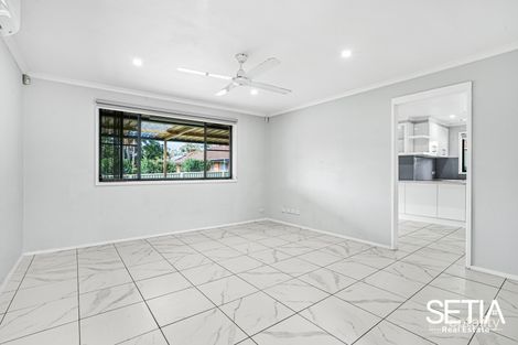 Property photo of 11 Armitage Drive Glendenning NSW 2761
