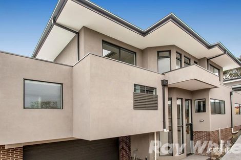 2/4 Manoon Rd, Clayton South, VIC 3169