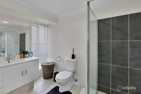 Property photo of 8 Banner Court Branyan QLD 4670