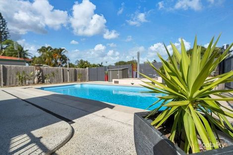 Property photo of 3 Cavanagh Drive Blacks Beach QLD 4740