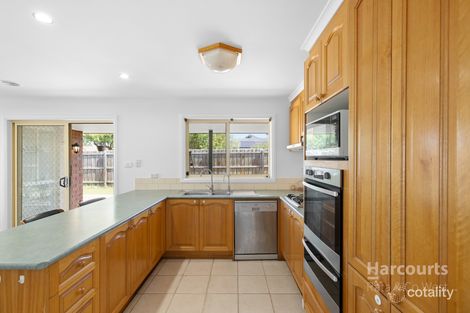Property photo of 22 Kelland Avenue Hillside VIC 3037