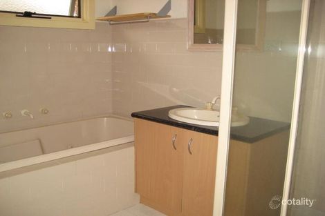 Property photo of 1/4 Bowen Road Doncaster East VIC 3109