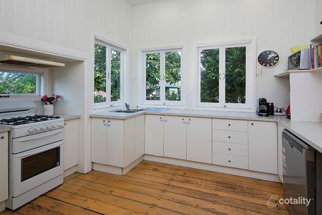 Property photo of 17 Glena Street Fairfield QLD 4103