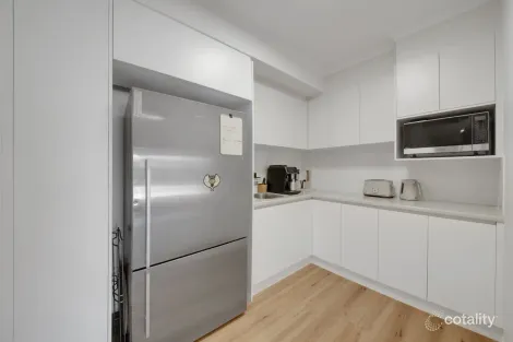 Property photo of 10 Cavella Drive Glen Eden QLD 4680