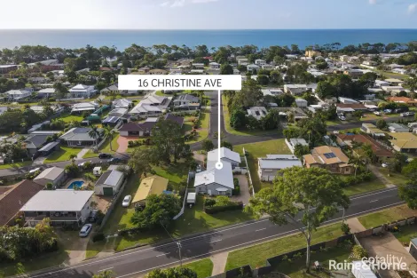 16 Christine Ave, Torquay, QLD 4655