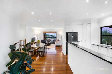 Property photo of 5 Viminal Hill Crescent Seven Hills QLD 4170