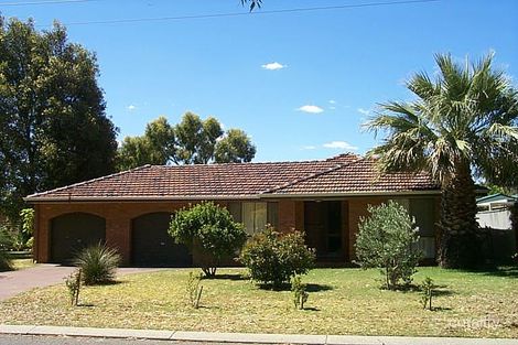 18 Glastonbury Rd, Armadale, WA 6112
