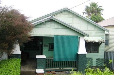 11 Tighes Tce, Tighes Hill, NSW 2297