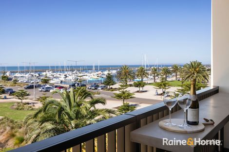 211/33 Quay Bvd, Werribee South, VIC 3030