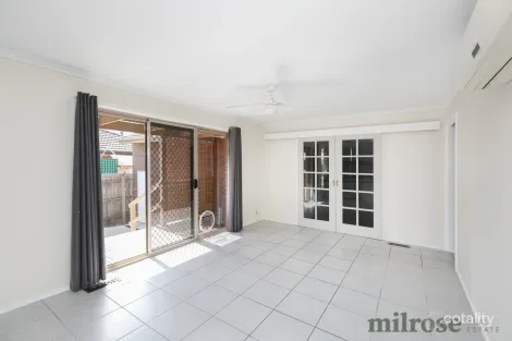 Property photo of 1 Adare Place Werribee VIC 3030