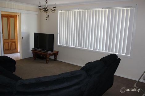 Property photo of 58 Oxley Circle Dubbo NSW 2830