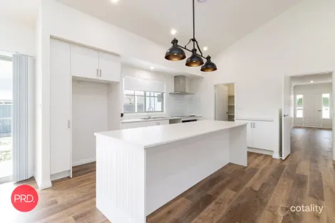 Property photo of 115 Ellendon Street Bungendore NSW 2621