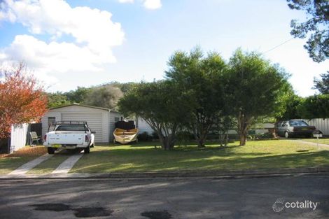 Property photo of 3 Vera Avenue Lemon Tree Passage NSW 2319
