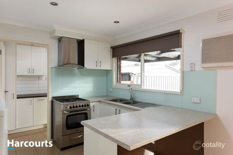 Property photo of 40 Elisdon Drive Seaford VIC 3198