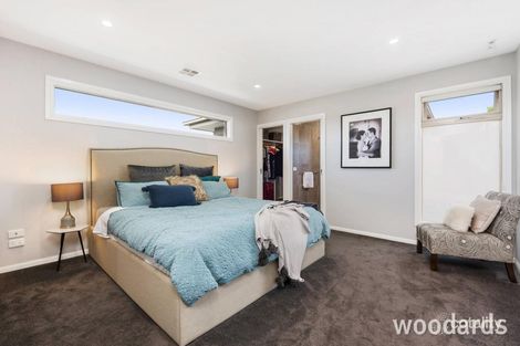 Property photo of 2/32 Bales Street Mount Waverley VIC 3149