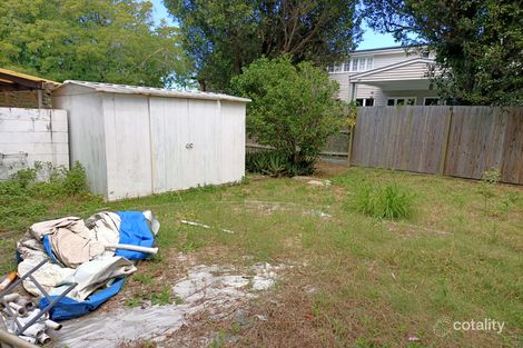 1 Moffatt St, Scarborough, QLD 4020