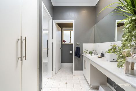 Property photo of 3 Kingston Avenue Happy Valley SA 5159