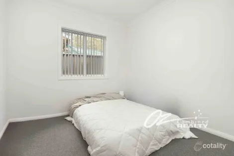 Property photo of 23 Roulstone Crescent Sanctuary Point NSW 2540