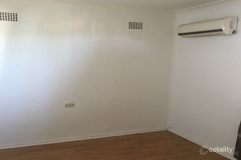 Property photo of 47 Nauru Crescent Lethbridge Park NSW 2770