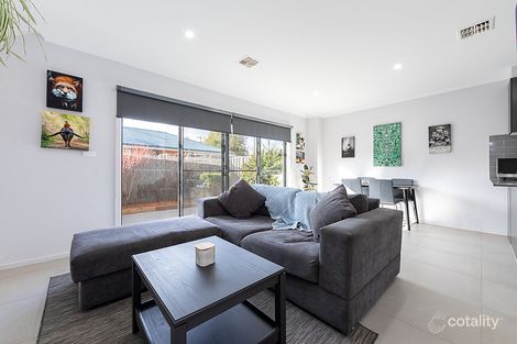 Property photo of 2/4 Powell Street Queanbeyan East NSW 2620