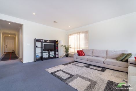 Property photo of 38 Strabane Way Hampton Park VIC 3976