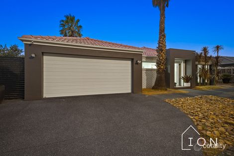 19 Moreton Bay Bvd, Lyndhurst, VIC 3975