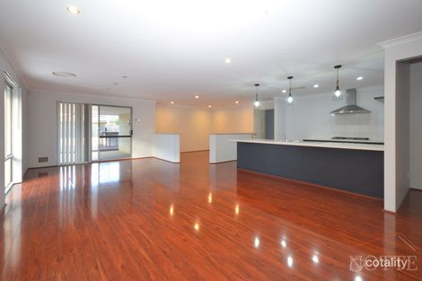 Property photo of 14 Featherleaf Elbow Banksia Grove WA 6031