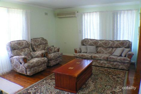 Property photo of 36 Finisterre Avenue Whalan NSW 2770