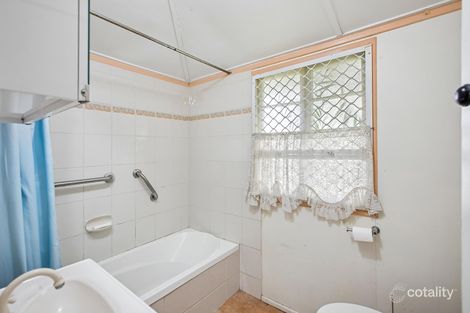 Property photo of 11 Bernard Street Berserker QLD 4701