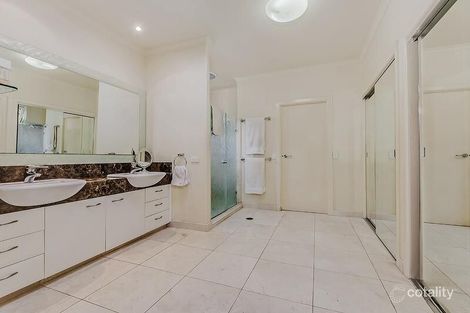 Property photo of 54 Paradise Island Surfers Paradise QLD 4217