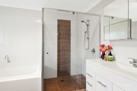 Property photo of 11 Roper Street Pacific Pines QLD 4211