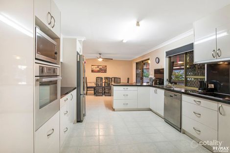 Property photo of 4 Irvine Place Wynnum West QLD 4178