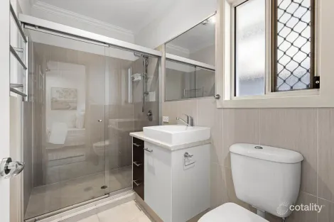 Property photo of 143 Singer Street Wynnum QLD 4178