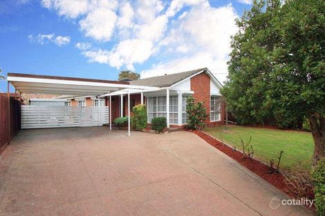 Property photo of 99 Howard Road Dingley Village VIC 3172