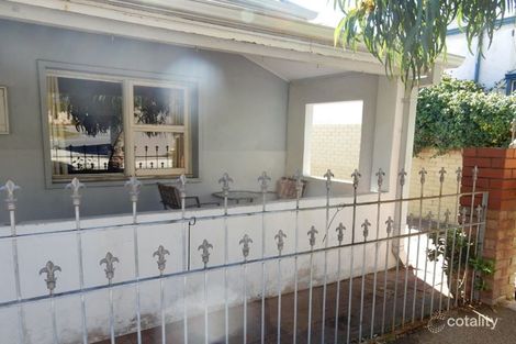 Property photo of 4 Tuckfield Street Fremantle WA 6160