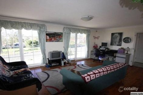 Property photo of 33 Bottlebrush Avenue Bradbury NSW 2560
