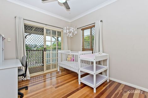 1 Phoenix Ct, Eatons Hill, QLD 4037