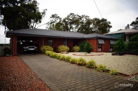 38 Howell Cres, Kangaroo Flat, VIC 3555