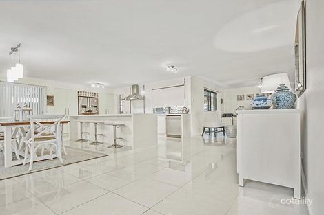 327 Rio Vista Bvd, Mermaid Waters, QLD 4218