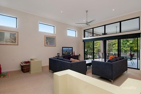 Property photo of 18 Tiverton Place Landsborough QLD 4550