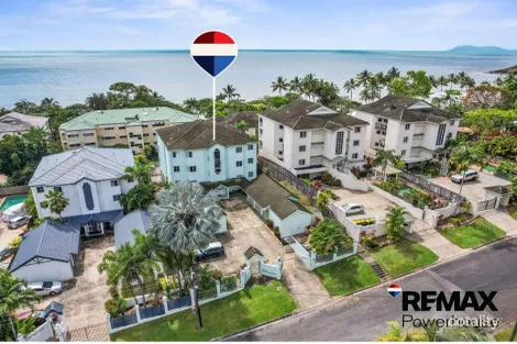 2/42 Moore St, Trinity Beach, QLD 4879