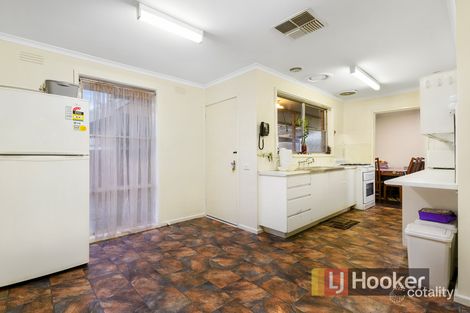 Property photo of 2 Susan Court Cranbourne VIC 3977